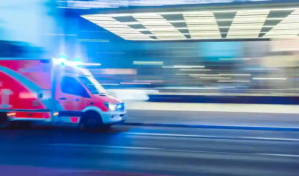 BLS-AED Kurs Zürich: Lerne wie du im Notfall richtig reagierst. Modern, praxisnah und in deiner Nähe – sichere dir jetzt deinen Platz im BLS-AED-SRC-Kurs!